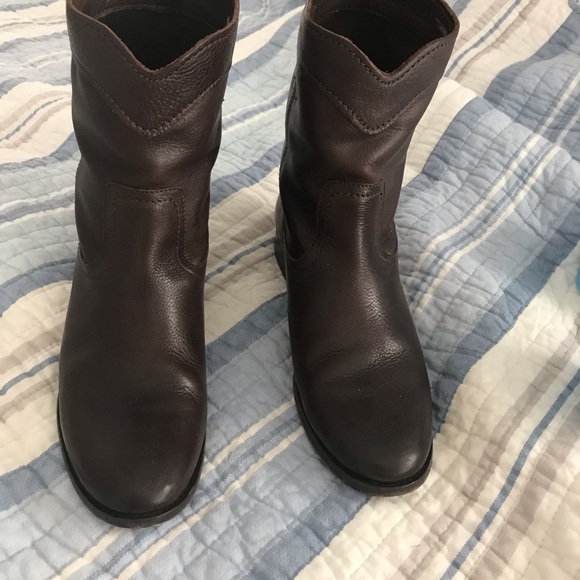 Frye & Justin Boots - Picture 2 of 8